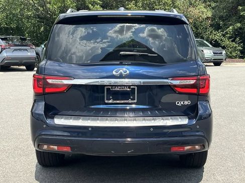 Used 2018 INFINITI QX80 4WD w/ Driver Assistance Package image 12