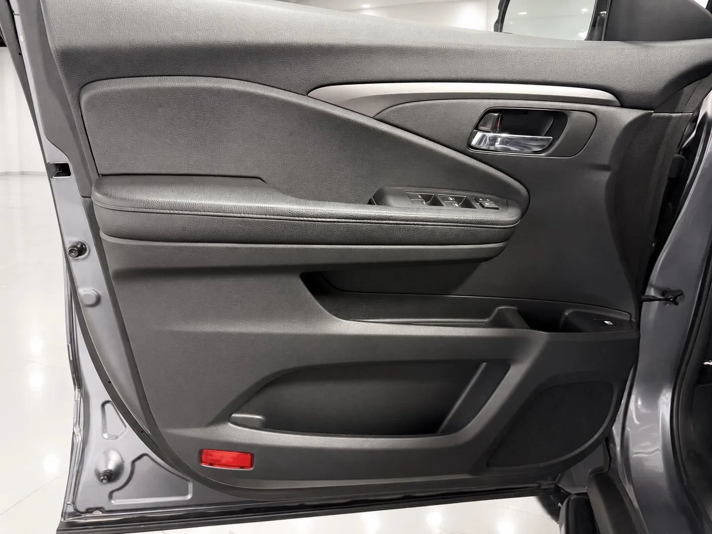 Used 2017 Honda Ridgeline RTL image 13