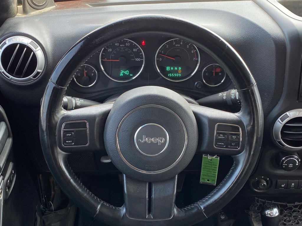Used 2013 Jeep Wrangler Unlimited Sahara w/ Dual Top Group AWD/4WD image 19