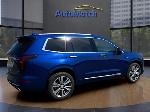 Used 2025 Cadillac XT6 Premium Luxury w/ Technology Package AWD/4WD image 12