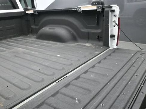 Used 2024 RAM 2500 Big Horn AWD/4WD image 27