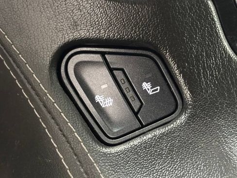 Used 2016 Chevrolet Tahoe LT AWD/4WD image 35