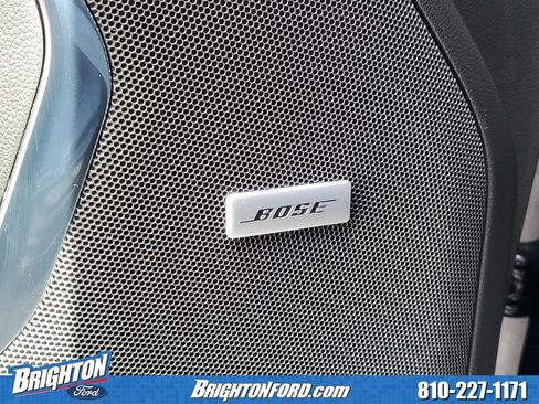 Used 2023 Chevrolet Suburban Z71 AWD/4WD image 18