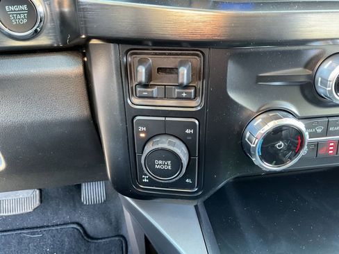 New 2026 Ford F350 Lariat w/ Lariat Premium Package AWD/4WD image 16