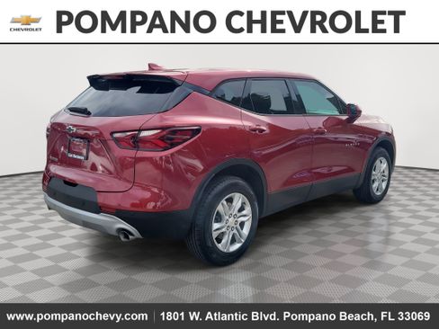 Used 2020 Chevrolet Blazer LT image 3