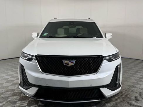 Certified 2023 Cadillac XT6 Sport w/ Technology Package image 10