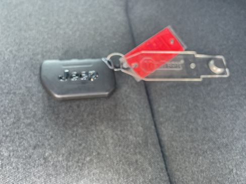 Used 2024 Jeep Wrangler Unlimited Sport AWD/4WD image 34