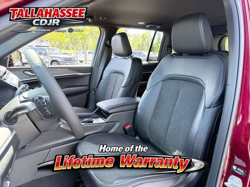 New 2026 Jeep Grand Cherokee Altitude RWD image 11