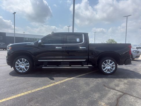 Certified 2025 Chevrolet Silverado 1500 High Country w/ High Country Premium Package AWD/4WD image 6