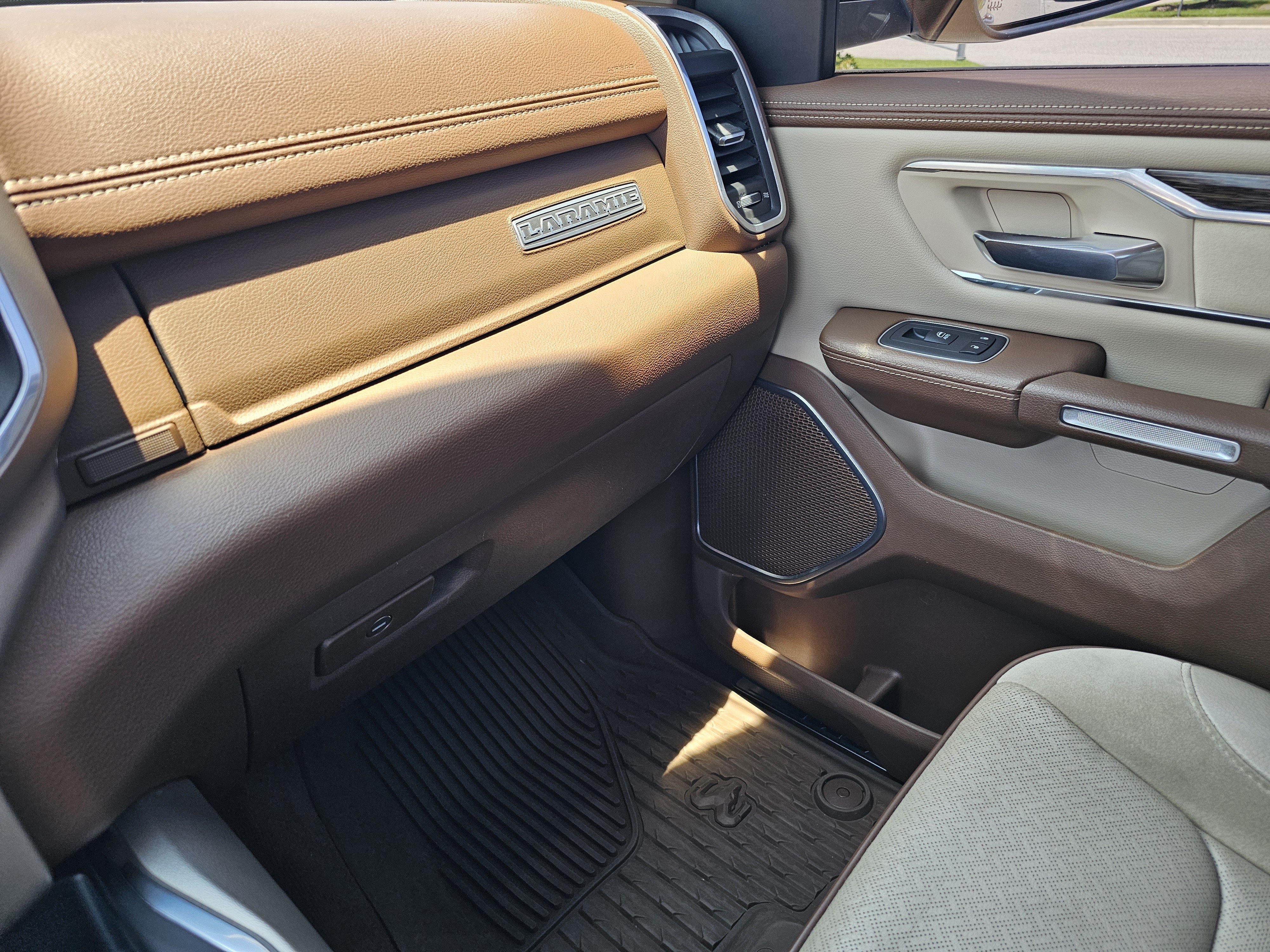 Used 2020 RAM 1500 Laramie w/ Protection Group AWD/4WD image 28