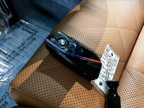 Used 2025 BMW X5 M60i image 14