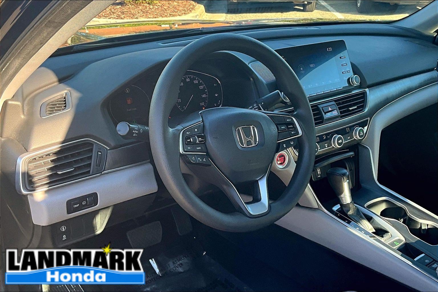 Used 2019 Honda Accord LX image 13