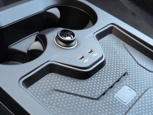 New 2026 BMW iX xDrive45 image 33