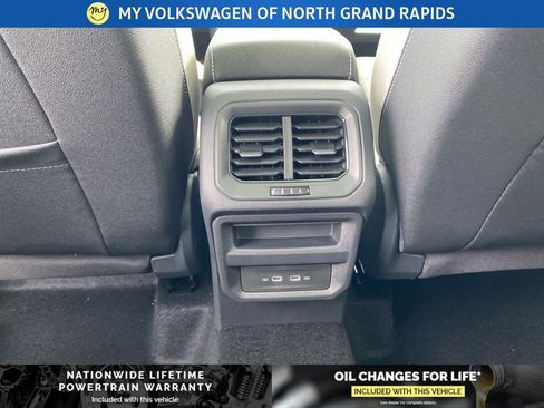 New 2026 Volkswagen Taos SE AWD/4WD image 19