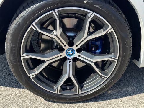 Used 2023 BMW X5 xDrive45e w/ Executive Package image 9