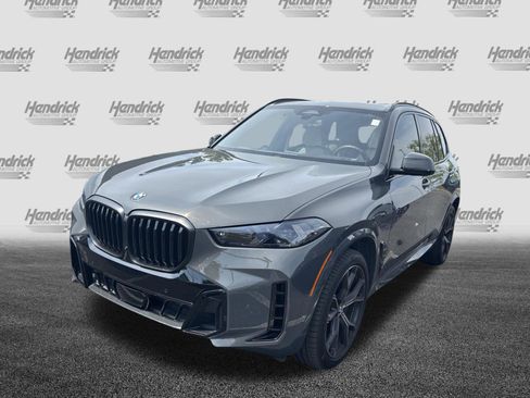 Used 2025 BMW X5 xDrive40i w/ M Sport Package AWD/4WD image 10