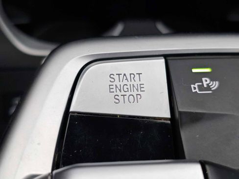 Used 2025 BMW X2 xDrive28i image 30