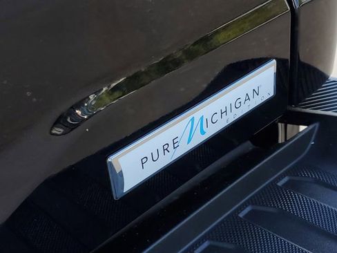 Certified 2025 Ford F150 XLT w/ Equipment Group 301A Standard image 8