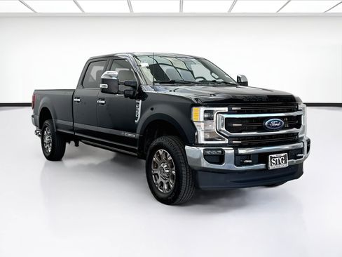 Used 2022 Ford F350 King Ranch w/ King Ranch Ultimate Package AWD/4WD image 3