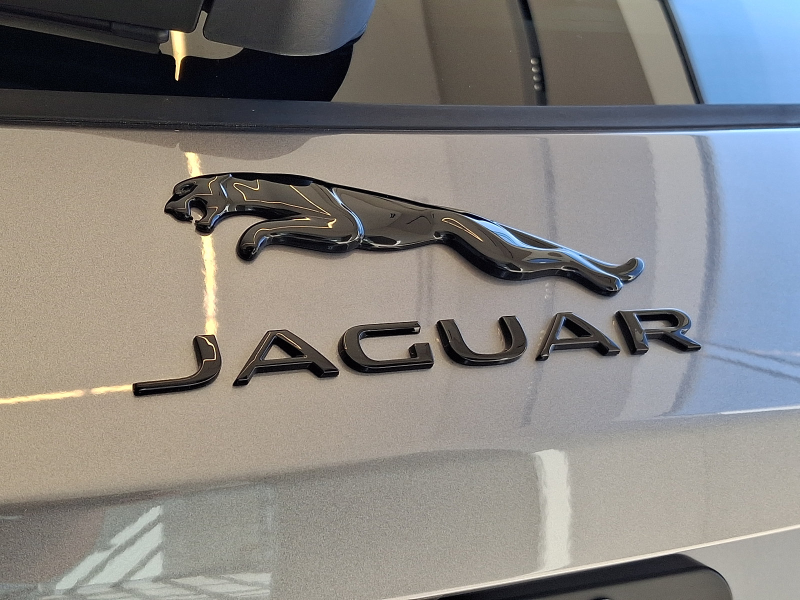 New 2026 Jaguar F-PACE R-Dynamic S AWD/4WD image 21