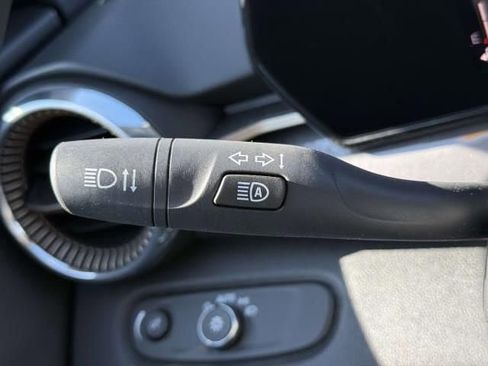 Certified 2024 Chevrolet Trax ACTIV w/ Sunroof Package image 18