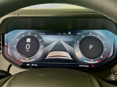 New 2026 Land Rover Range Rover SE image 13