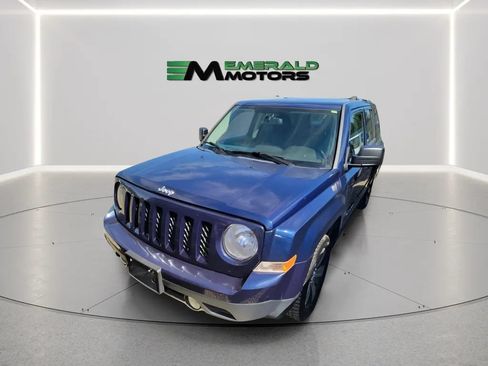 Used 2016 Jeep Patriot 4WD image 1
