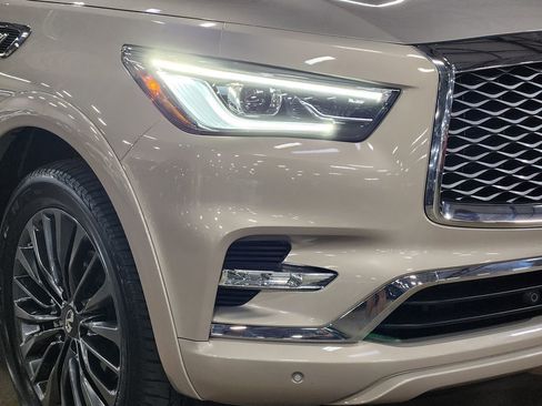 Used 2023 INFINITI QX80 Sensory w/ Cargo Package AWD/4WD image 13
