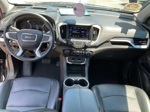 Used 2023 GMC Terrain SLT w/ Tech Package AWD/4WD image 4