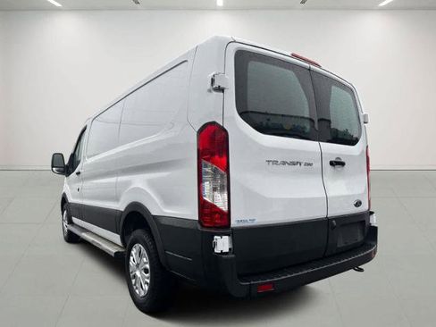 Used 2023 Ford Transit 250 Low Roof w/ Exterior Upgrade Package image 5