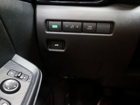 Certified 2023 Nissan Sentra SV w/ All-Weather Package FWD image 27
