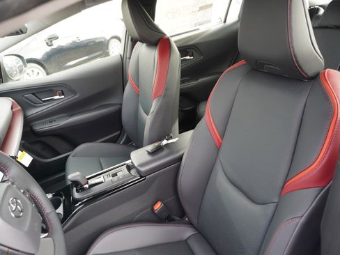 New 2026 Toyota Prius Plug-In Hybrid image 22