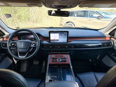 Used 2024 Lincoln Aviator Reserve w/ Equipment Group 201A image 21