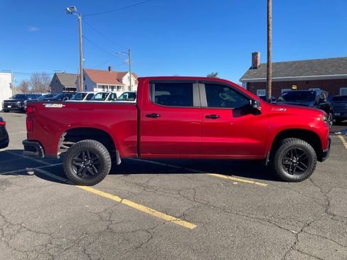 Used 2021 Chevrolet Silverado 1500 LT Trail Boss w/ LPO, Dark Essentials Package image 7