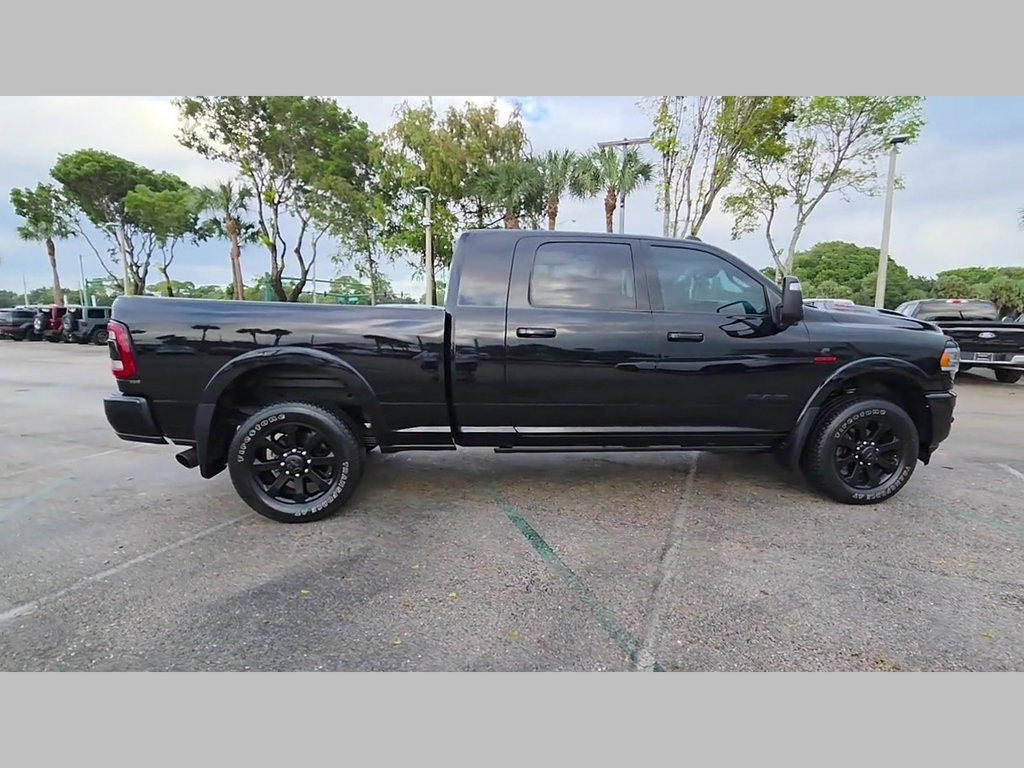 Used 2024 RAM 3500 Laramie w/ Night Edition AWD/4WD image 10