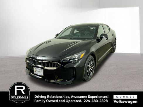 Used 2023 Kia Stinger GT-Line w/ Sun & Sound Package image 2