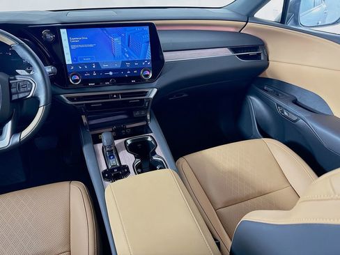 Certified 2025 Lexus RX 350 Premium Plus image 25