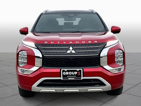 Used 2023 Mitsubishi Outlander SEL image 3