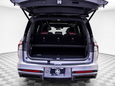 New 2026 INFINITI QX80 Autograph w/ Premium Cargo Package AWD/4WD image 34