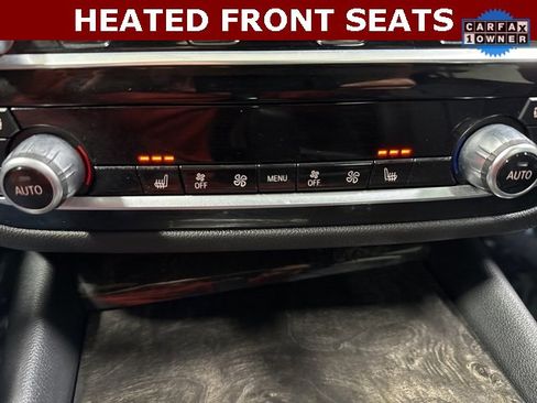 Used 2023 BMW 530e xDrive w/ Premium Package image 5