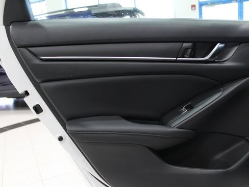 Certified 2022 Honda Accord Sport Special Edition image 18