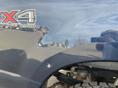 Used 2017 Ford F250 Lariat w/ Chrome Package image 19