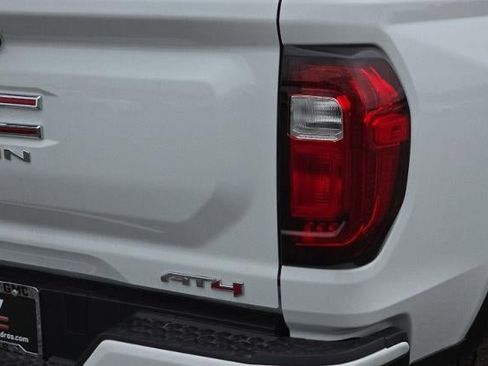 New 2026 GMC Canyon AT4 AWD/4WD image 31