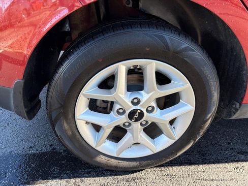 Used 2023 Kia Soul LX w/ LX Technology Package image 26