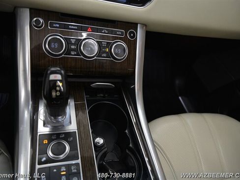 Used 2014 Land Rover Range Rover Sport HSE image 32
