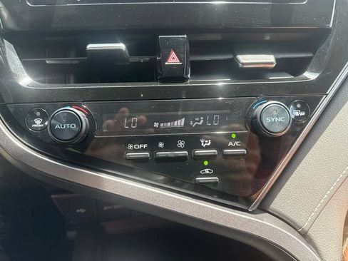 Used 2024 Toyota Camry SE FWD image 32