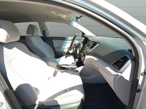 Used 2016 Hyundai Tucson SE w/ Option Group 02 image 34