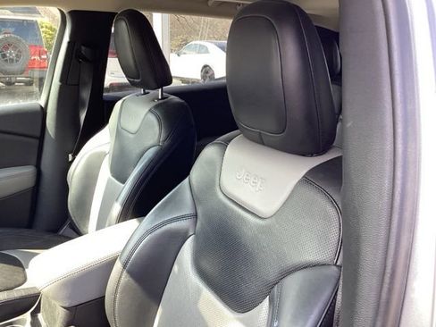 Used 2014 Jeep Cherokee Limited w/ Luxury Group image 20