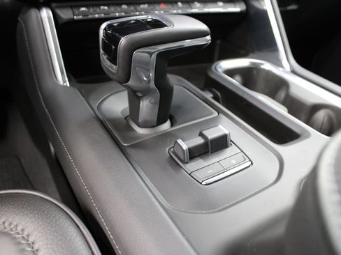 Used 2024 GMC Sierra 1500 Denali AWD/4WD image 73