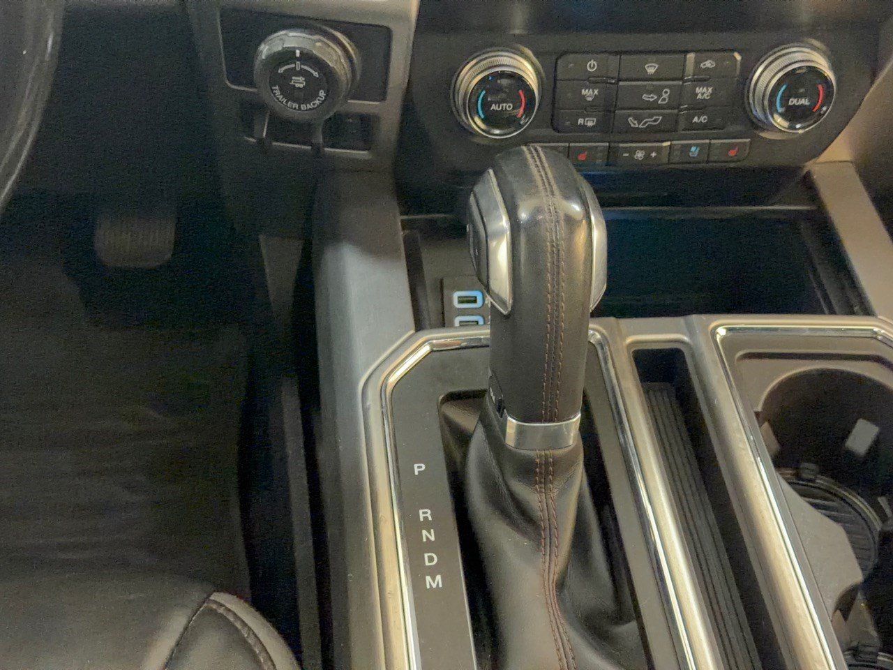 Used 2019 Ford F150 Platinum w/ Equipment Group 701A Luxury AWD/4WD image 21